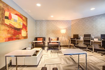 Business Center With Computers at Waverly Place, North Charleston, SC